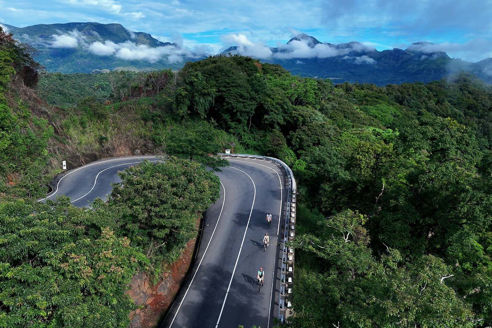 Breathtaking panoramic viewpoints over Sri Lanka